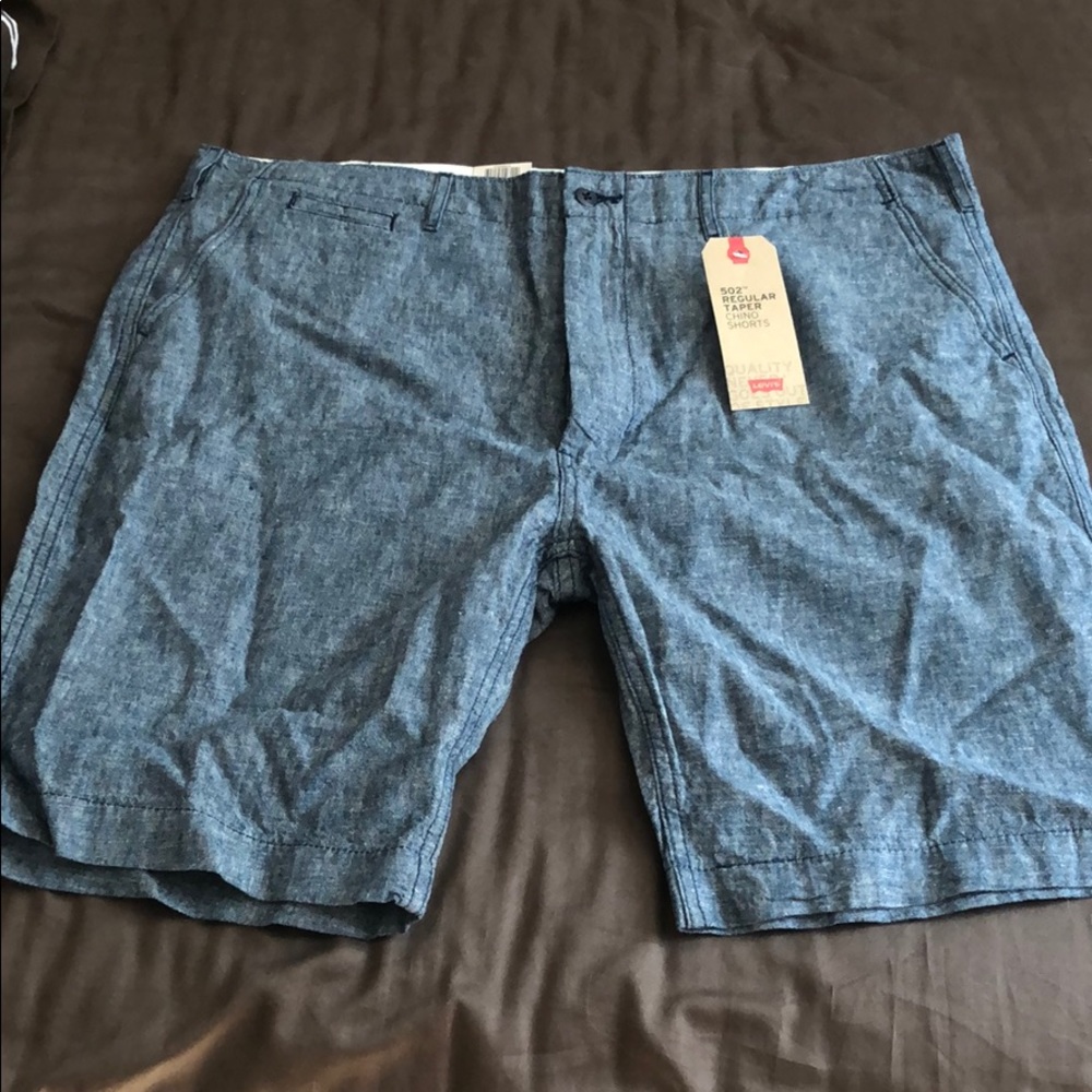 Men’s regular taper chino shorts